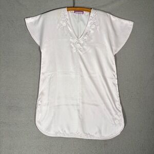 VNTG Beth Michaels Nightgown Womens‎ Size L Pink Satin Embroidered Sleep Shirt